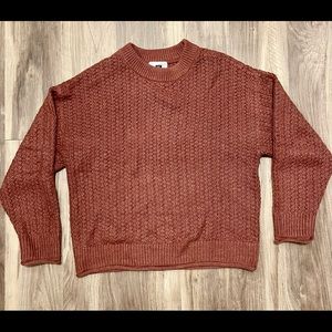 Universal thread sweater